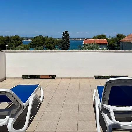 By The Sea Tkon, Pasman - 19913 Apartment *