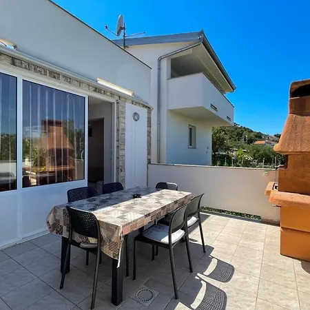 By The Sea Tkon, Pasman - 19913 Apartment Tkon